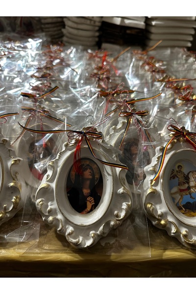 suflet si casa decor Set 20 Mărțișoare Icoană Religioasă cu Șnur Tricolor – M...