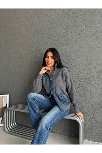 Denim Detaylı Fermuarlı Triko ✨ Şık • Modern • Günlük kullanıma uygun
