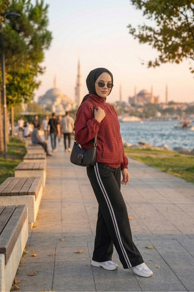 Ekose Fermuarlı Sweatshirt ✨ Şık • Rahat • Günlük kullanıma uygun