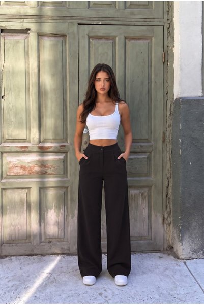 alanora Black High Waist Loose Fit Fabric Trousers with Pockets