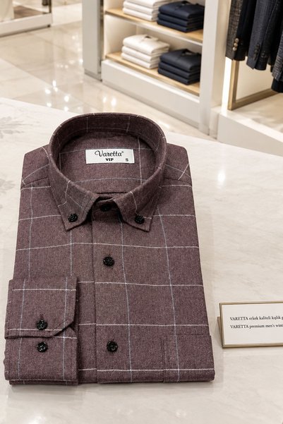 Varetta Men's Brown Winter Shirt with Checkered Collar, Buttoned Pockets, Relaxed Fit