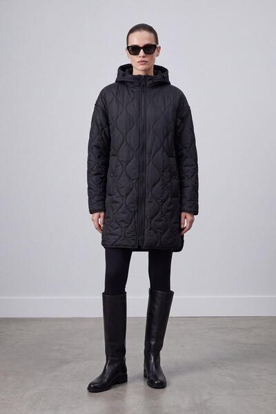 Puane Women's Long Sleeve Diamond Patterned Quilted Puffer Coat 15277