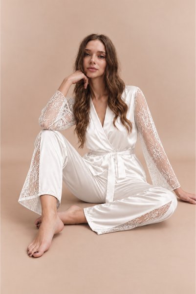 lousa Silky Satin Lace Detailed Long 2-Piece Pajama Set