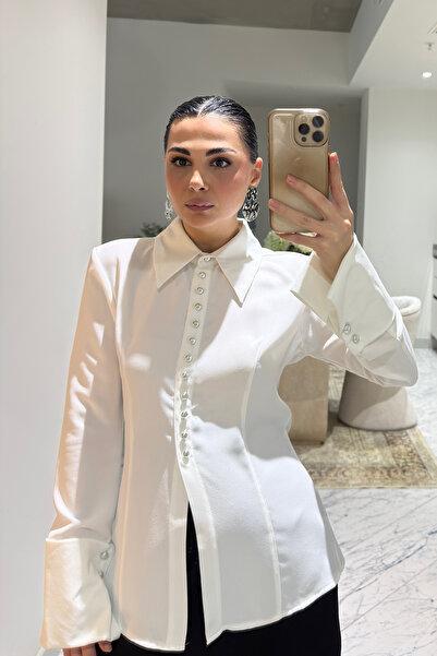 Seda Yalçın Atelier Beli Oturmalı Klasik Yaka Beyaz Gömlek