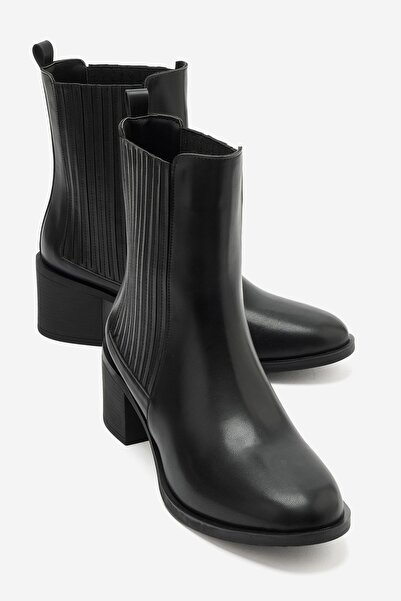 LuviShoes ALBERTA Siyah Cilt Kadın Kalın Topuklu Bot