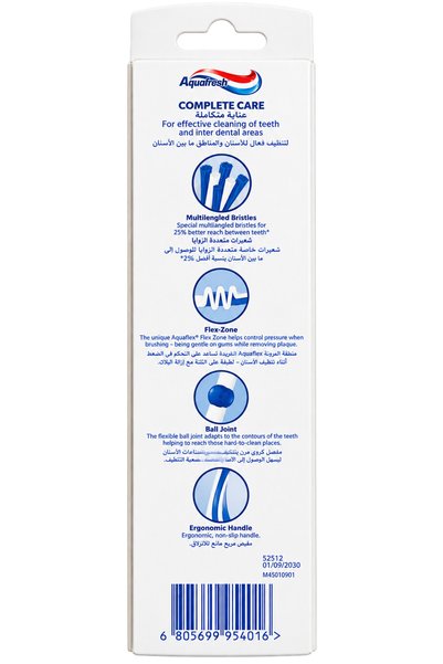 Aquafresh Complete Care Soft Toothbrush – 2 Pack – 25% Better Reach Between Teeth – 100% Plastic-Free Pack