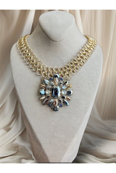 Dore Collection قلادة رويال آرمور ذات حلقة ذهبية وسلسلة شبكية مع ميدالية من ا...