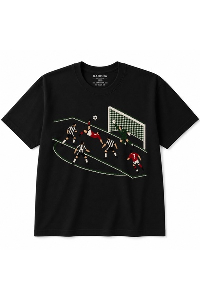 Rabona Fashion Flying Strike Football Action Graphic T-Shirt