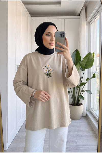 Kirazca Butik Women's Daisy Embroidered Oversize Combed Cotton Tunic