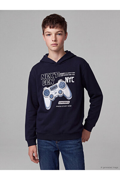 LC Waikiki Esvab • Modern & Distinctive Printed Boys' Thick Sweatshirt