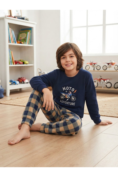 KAPİKİDS Motorlu Ekoseli Polar Erkek Çocuk ve Genç Pijama Takımı