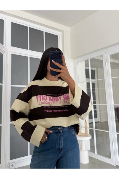 GM Butikk Kadın Çizgili Baskılı Sweatshırt