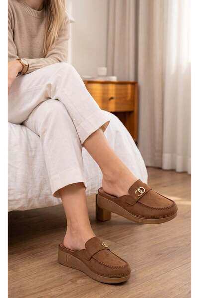 mustey Closed Front Women's Slippers Sabo Slippers