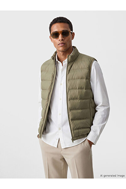 LC Waikiki Men's quilted Vest , standard cut, with mock collar