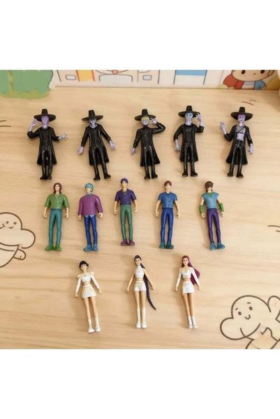 Generic 13pcs Korean Drama Witch Hunt Group PVC Figure Set