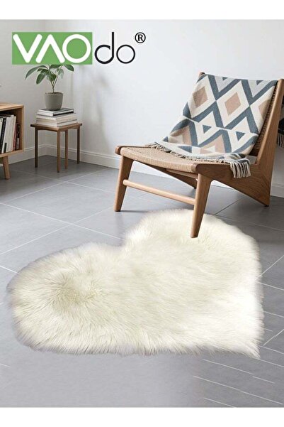 Generic Fluffy Faux Fur Rug, Heart Shaped Soft Area Rug, Faux Sheepskin Floor...