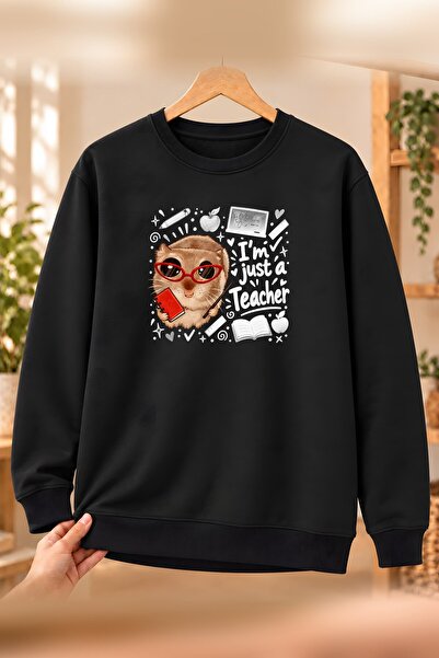 Mor Mürekkep Ženska majica sa širokim izrezom i printom "Sad Hamster Teacher"...