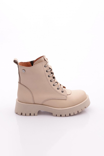 DGN Es8008 Women's Boots