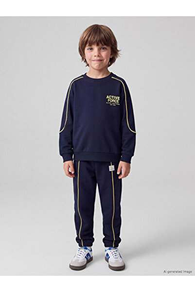 LC Waikiki Rmz Gi̇yi̇m Farkiyla Zero Roba Collar Boys' Sweatshirt