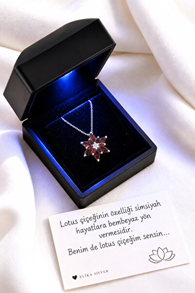 Elika Silver 925 Ayar Gümüş Işıklı Kutuda Renkli Lotus Çiçeği Kolye