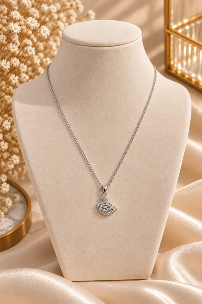Generic Brand Steel Swan Necklace – Elegant Women's Necklace with Silver Color Stones