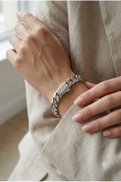 Rhodee Unisex Gümüş Renk Zirkon Taşlı Kilit Detaylı Çelik Gurmet Zincir Bilek...