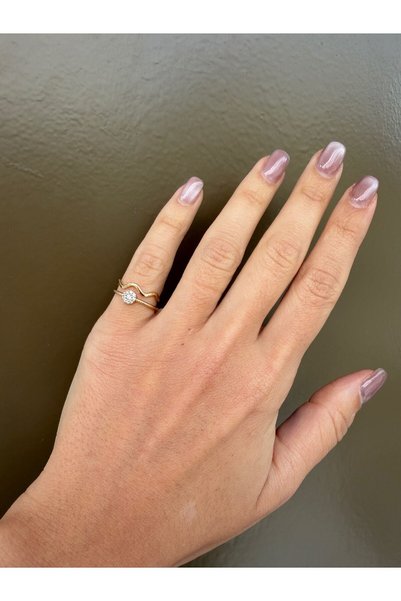 nesdesignn Flower Figured Stone Wavy Gold Pinky Ring