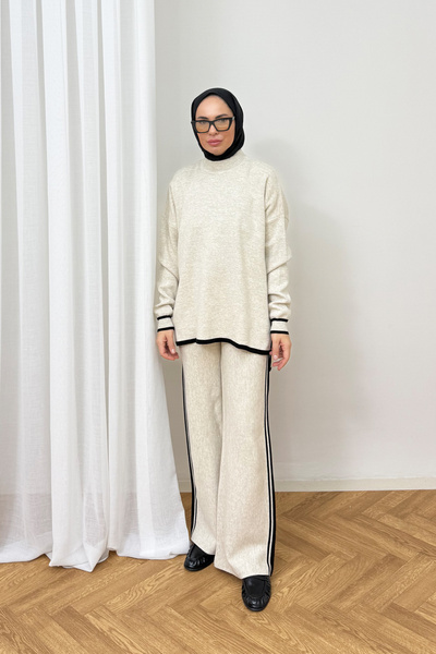 Melike Tatar İki Renkli Triko Takım 87-26276