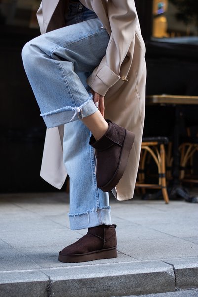diya shoes Phany Women's Mini Thick Sole Short Furry Boots Bitter Coffee