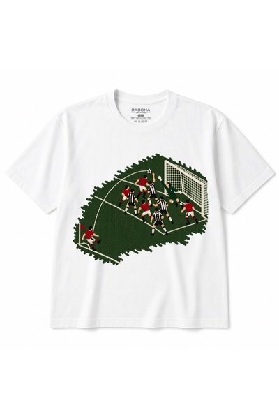 Rabona Fashion Μπλουζάκι με Γραφικό Αγώνα Ποδοσφαίρου: Τελευταία Γωνία, Επικε...