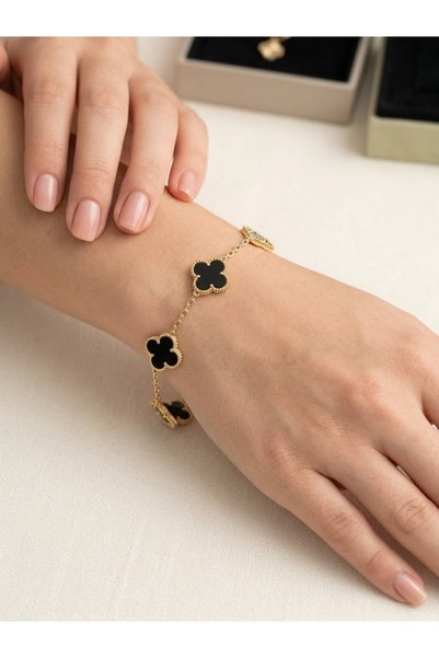 DUUE ACCESSORY Siyah Taşlı Yonca Figürlü Çelik Bileklik