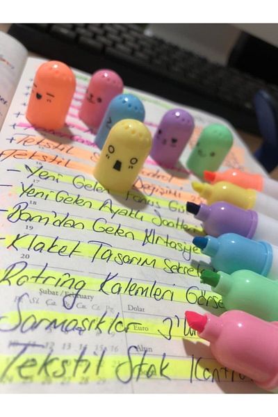 Techno Center Cute Smiling Face Pill Capsule Felt-tip Pen 6 Colors