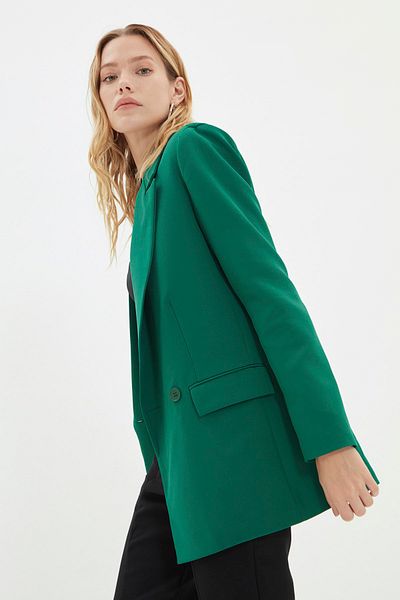 Trendyol Collection Grüner, gefütterter, zweireihiger Blazer aus Webstoff mit normaler Passform TWOSS20CE0059