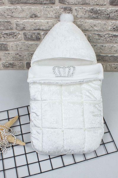 Modakids White Velvet Quilted King Crowned Baby Swaddle