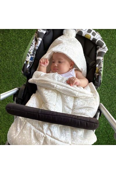 Modakids White Velvet Quilted King Crowned Baby Swaddle