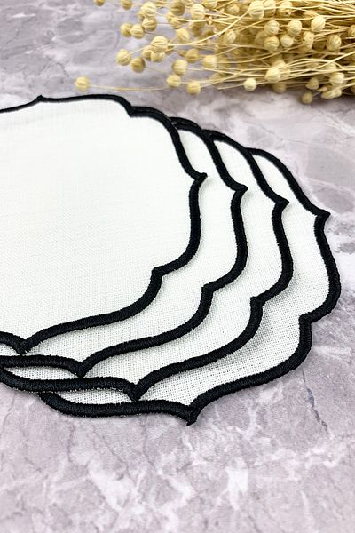 WEARE2 Black Colored Embroidered Linen Effect Set of 4 Cocktail Napkins