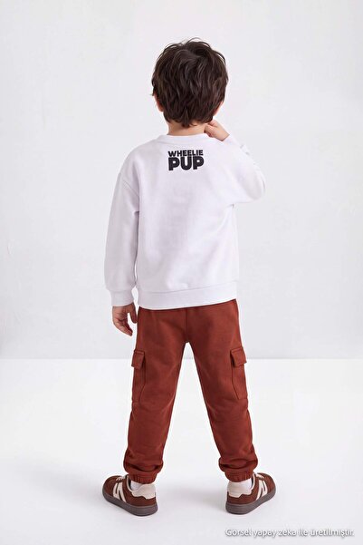 TRENDYOLKIDS White Thick Cotton Boys' Printed Knitted Sweatshirt and Sweatpan...