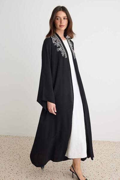 Trendyol Modest Black Stone Embroidery Detailed Relaxed/Casual Fit Belted Max...