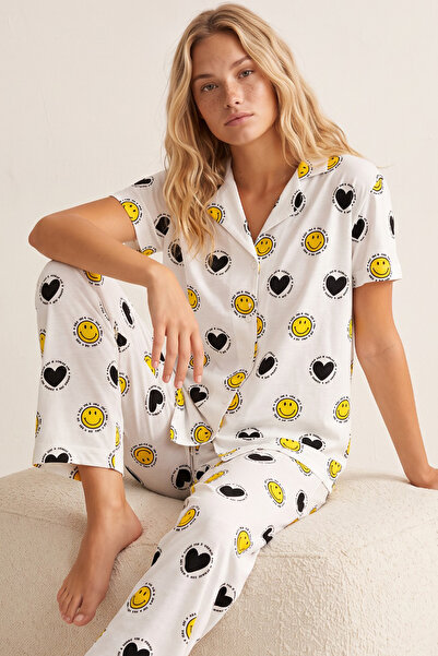 Siyah İnci beyaz gülen yüz desenli Örme Düğmeli Pijama Takım