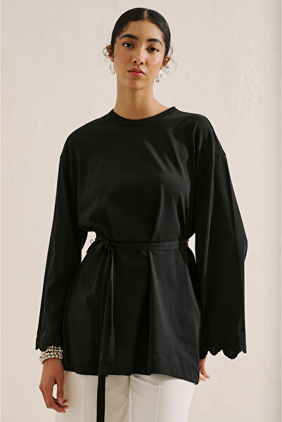 Manuka Embroidered Wide Sleeve Blouse Black