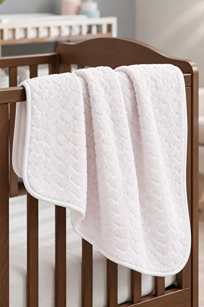 bebegen Ecru Heart Embossed Thick Plush Blanket 100*120 cm