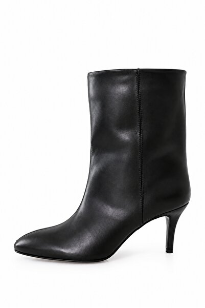 5in1Canpolat Black Heeled Classic Boots 25163
