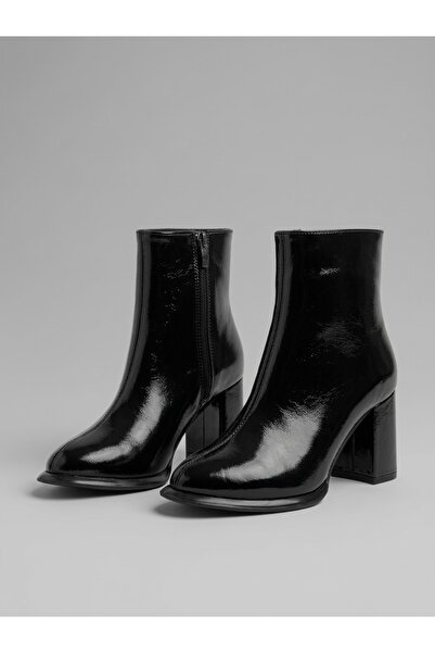 STARK SHOES Kadın Rugan Kalın Topuklu Sivri Burun Bot