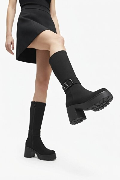 Zerenyus Moki premium black nubuck v buckle detailed thick heeled zippered boot