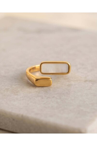 XUPİNGS JEWELRY خاتم ذهبي بتفاصيل بيضاء