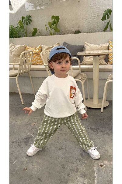 Erkek Çocuk Baskılı Sweatshirt Haki Çizgili Gabardin Pantolon 2’li Takım