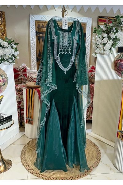 vzara جلابية مخمل زيتي تراثيه