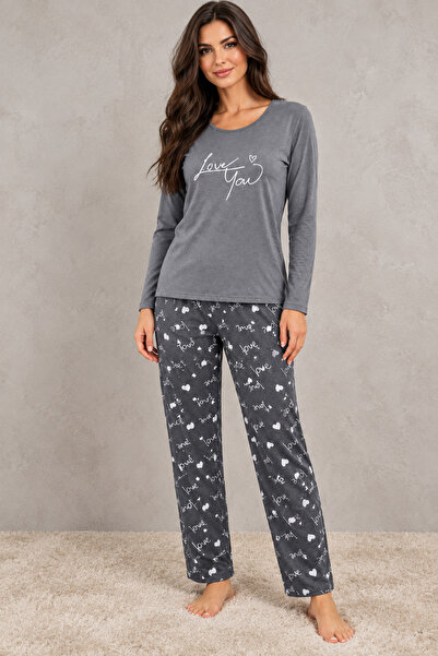 embody Pijamale de damă din bumbac gri, cu bluză cu mânecă lungă și pantaloni, cu imprimeu „Love You”.