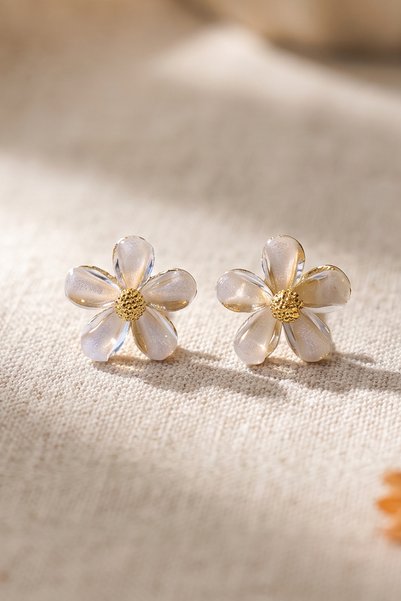 Elika Silver Women's Sparkling Glittery Colorful Flower Earrings