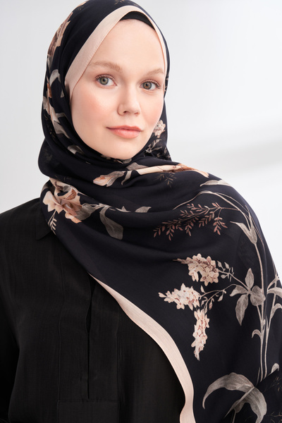 ARMANDA Floral Archive Aveline Pattern Shawl - Beige - Black